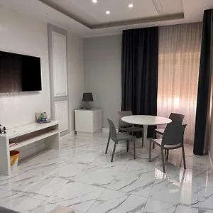 Lady Mary's Luxury Napoli